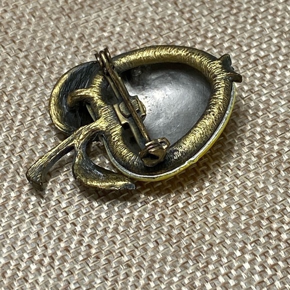 Vintage Yellow Apple Enamel Brooch Pin Anyique Gold Tone Leaves Estate - Picture 6 of 8